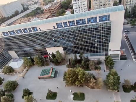 3 otaqlı yeni tikili - Azadlıq Prospekti m. - 141 m²