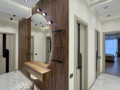 4 otaqlı yeni tikili - Nəsimi r. - 185 m²