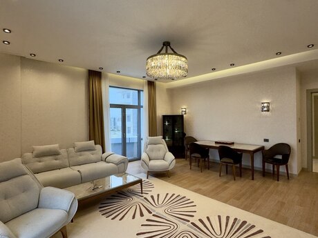 4 otaqlı yeni tikili - Nəsimi r. - 185 m²