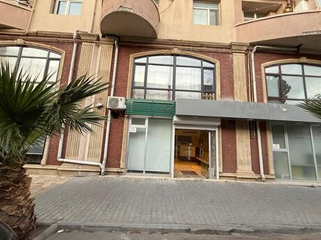 Obyekt - Elmlər Akademiyası m. - 230 m²