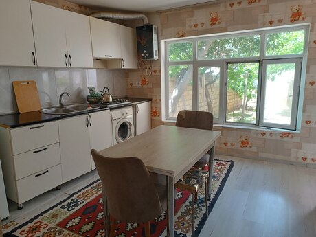 2 otaqlı həyət evi/bağ evi - M.Ə.Rəsulzadə q. - 50 m²