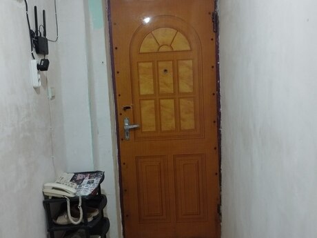 1 otaqlı köhnə tikili - Əmircan q. - 31 m²