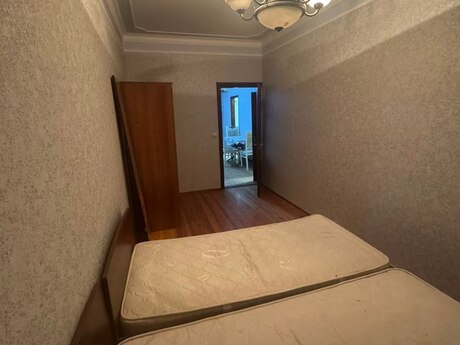 2 otaqlı köhnə tikili - Memar Əcəmi m. - 50 m²