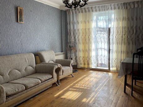 2 otaqlı həyət evi/bağ evi - Xətai r. - 51 m²