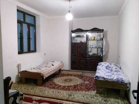 6 otaqlı həyət evi/bağ evi - 20 Yanvar m. - 250 m²