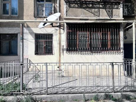 3 otaqlı köhnə tikili - Neftçilər m. - 61 m²