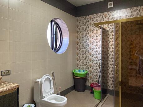 4 otaqlı həyət evi/bağ evi - Şüvəlan q. - 220 m²