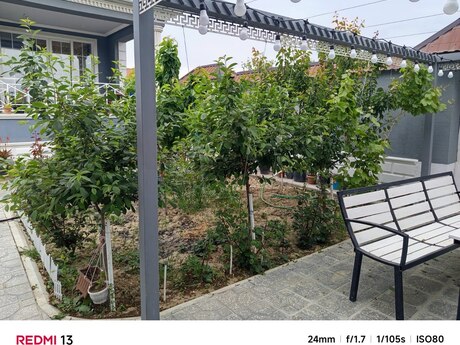4 otaqlı həyət evi/bağ evi - Pirşağı q. - 140 m²