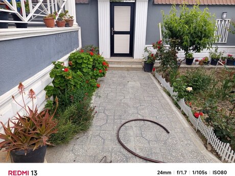 4 otaqlı həyət evi/bağ evi - Pirşağı q. - 140 m²