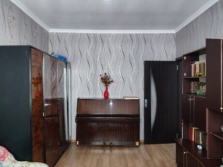 3-комн. вторичка - м. Ази Асланов - 80 м²