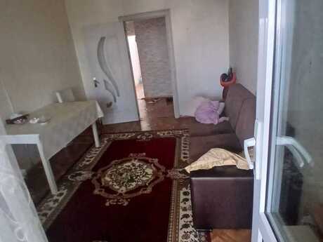 2 otaqlı köhnə tikili - Xətai r. - 60 m²