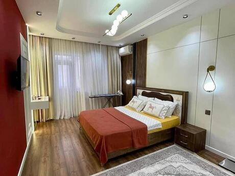 3 otaqlı köhnə tikili - Memar Əcəmi m. - 78 m²