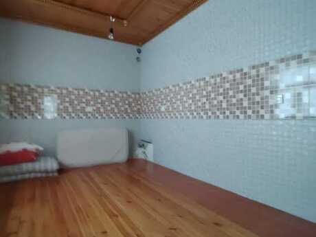 9 otaqlı həyət evi/bağ evi - Binə q. - 450 m²