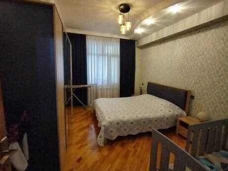 2-комн. новостройка - Хырдалан - 81 м²