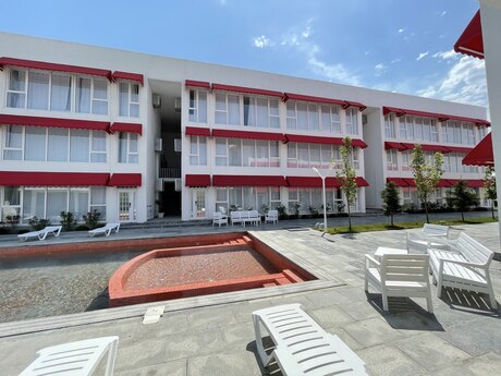 2 otaqlı həyət evi/bağ evi - Novxanı q. - 56 m²