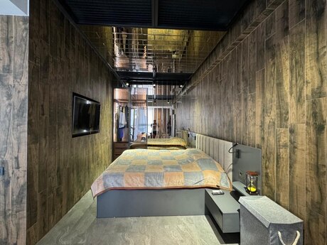 4-комн. новостройка - м. 28 мая - 255 м²