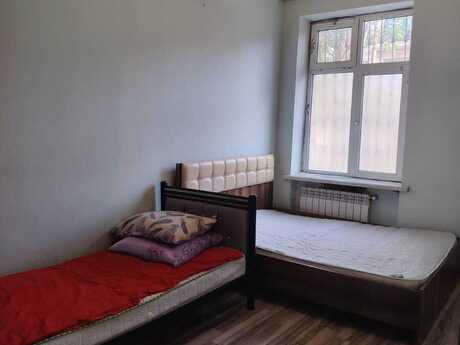 2 otaqlı köhnə tikili - Azadlıq Prospekti m. - 39 m²