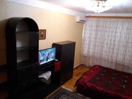 1 otaqlı köhnə tikili - 28 May m. - 40 m²