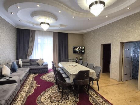 7 otaqlı həyət evi/bağ evi - Yeni Yasamal q. - 290 m²