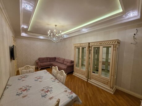 3-комн. новостройка - м. Насими - 110 м²