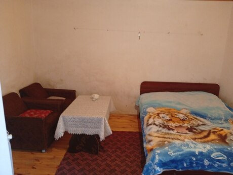 1 otaqlı həyət evi/bağ evi - Balaxanı q. - 30 m²