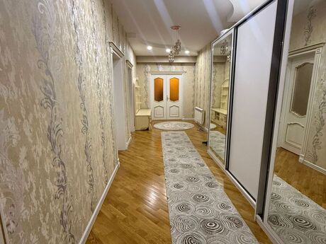 3-комн. новостройка - м. Ази Асланов - 140 м²