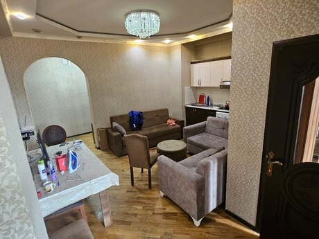 3 otaqlı yeni tikili - 20 Yanvar m. - 68 m²