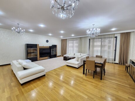4 otaqlı yeni tikili - Nəsimi r. - 220 m²