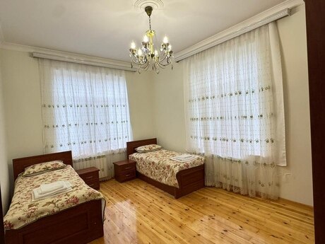4 otaqlı yeni tikili - Quba - 600 m²