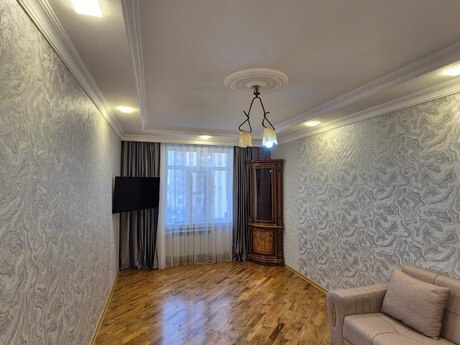 2 otaqlı köhnə tikili - Xətai r. - 60 m²