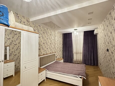2-комн. новостройка - пос. 7-ой мкр - 95 м²