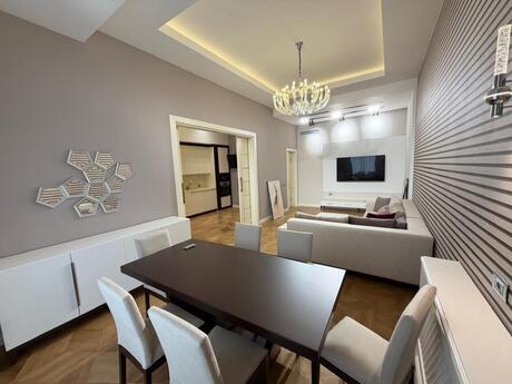 Kirayə 3 otaqlı mənzil, 180 m², Sahil: 4 500 ₼/ay 5