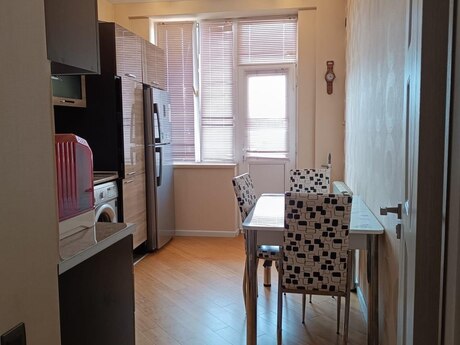 3-комн. новостройка - м. Мемар Аджеми - 130 м²