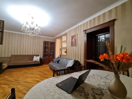 3 otaqlı köhnə tikili - Nəriman Nərimanov m. - 95 m²