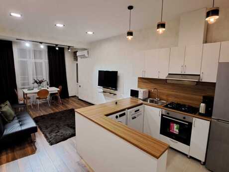 2 otaqlı yeni tikili - Şah İsmayıl Xətai m. - 72 m²