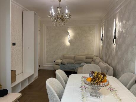 4 otaqlı köhnə tikili - Neftçilər m. - 100 m²