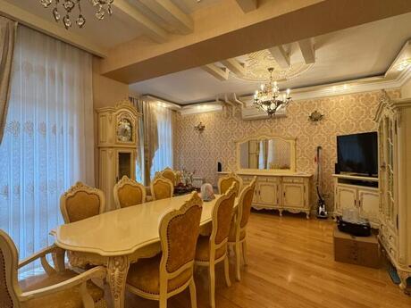 Elan №6137298 - Bakı, 28 May m., 3 otaqlı, 141 m², 12/18 mərtəbə
