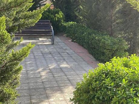 4 otaqlı həyət evi/bağ evi - Novxanı q. - 150 m²