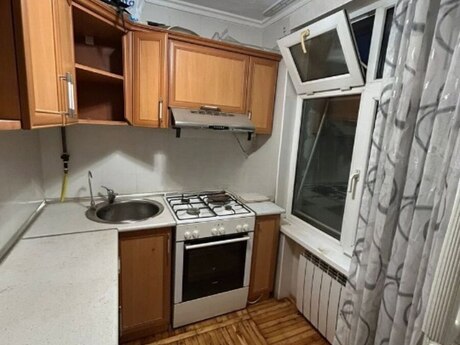 Elan №6137325 - Bakı, Elmlər Akademiyası m., 2 otaqlı, 48 m², 2/5 mərtəbə