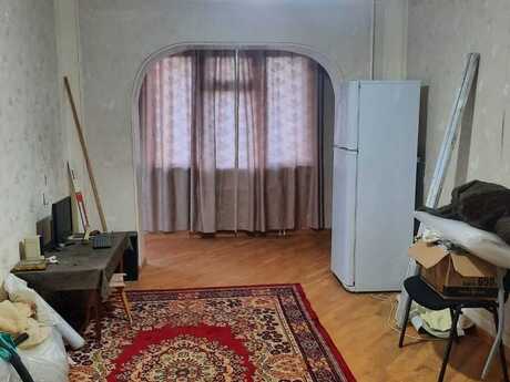3 otaqlı köhnə tikili - Köhnə Günəşli q. - 80 m²