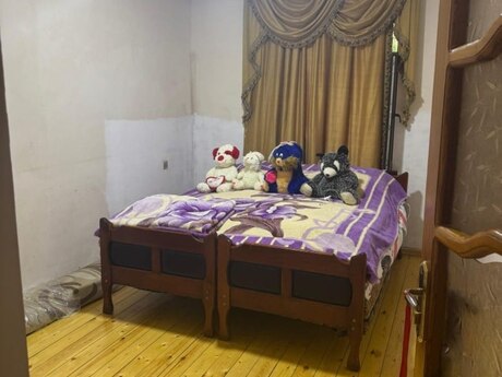 3 otaqlı həyət evi/bağ evi - Badamdar q. - 90 m²