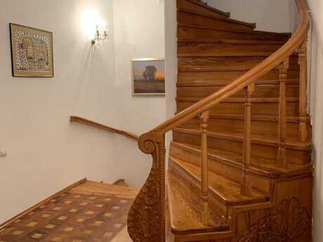 5 otaqlı köhnə tikili - Sahil m. - 155 m²
