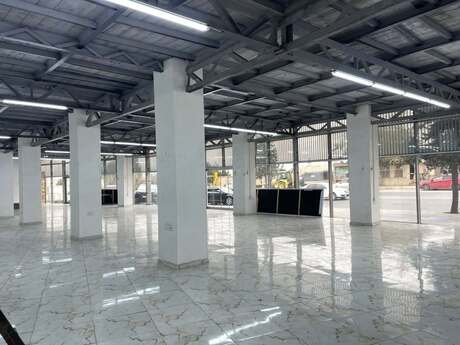 Obyekt - Ağ şəhər q. - 290 m²