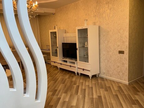 3 otaqlı yeni tikili - Xətai r. - 92 m²