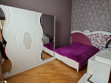 3 otaqlı köhnə tikili - 28 May m. - 90 m²