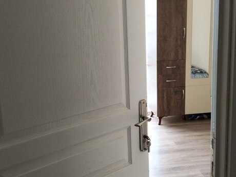 4 otaqlı yeni tikili - İnşaatçılar m. - 110 m²