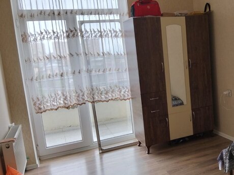 4 otaqlı yeni tikili - İnşaatçılar m. - 110 m²
