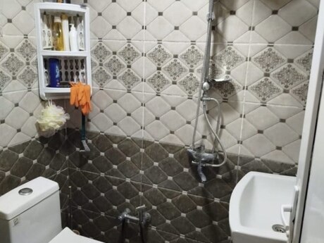 3 otaqlı köhnə tikili - Biləcəri q. - 50 m²