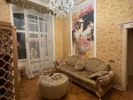 3 otaqlı yeni tikili - 28 May m. - 100 m²