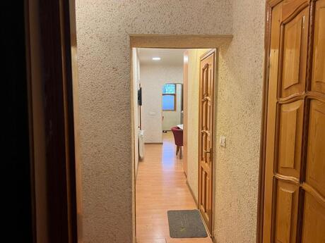 3 otaqlı köhnə tikili - Gənclik m. - 98 m²